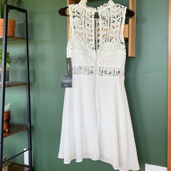 Bachelorette/Bridal Shower Bundle! Lulu’s White Dress NWT & “I said Yaaasss” tee - Picture 8 of 11